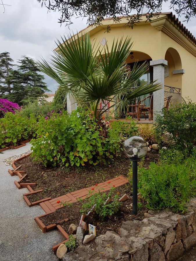 Villa Dettori San Teodoro  Exterior photo